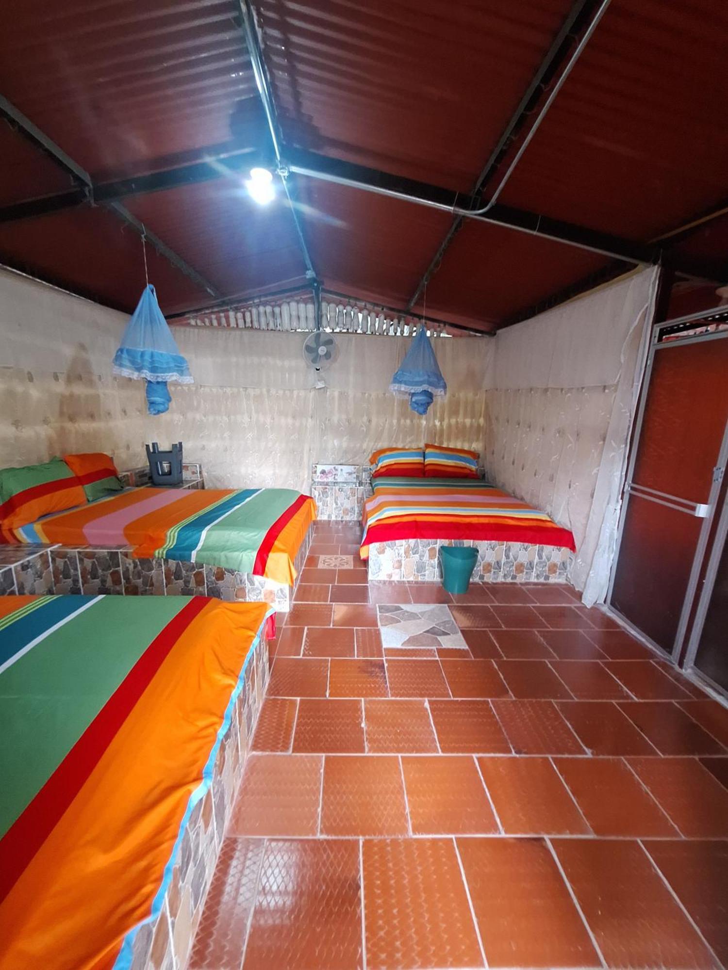 Alojamiento Casa De Campo Los Cactus Villavieja Ngoại thất bức ảnh