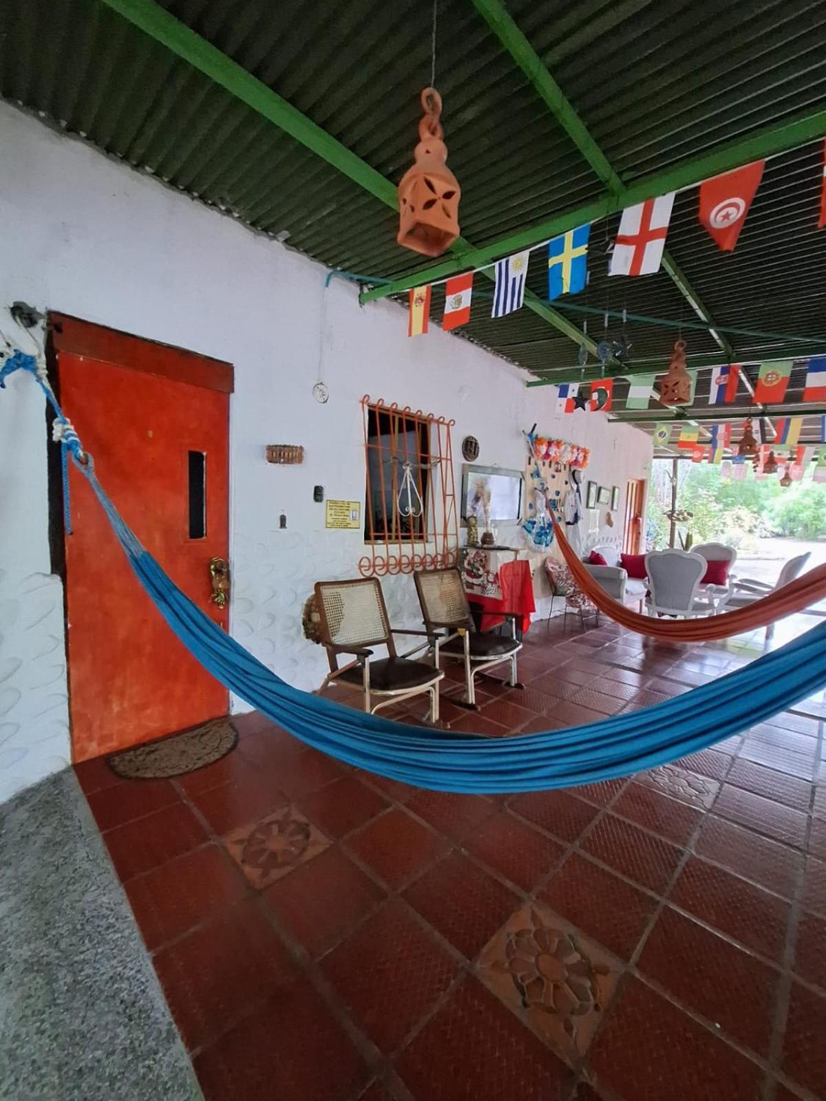 Alojamiento Casa De Campo Los Cactus Villavieja Ngoại thất bức ảnh