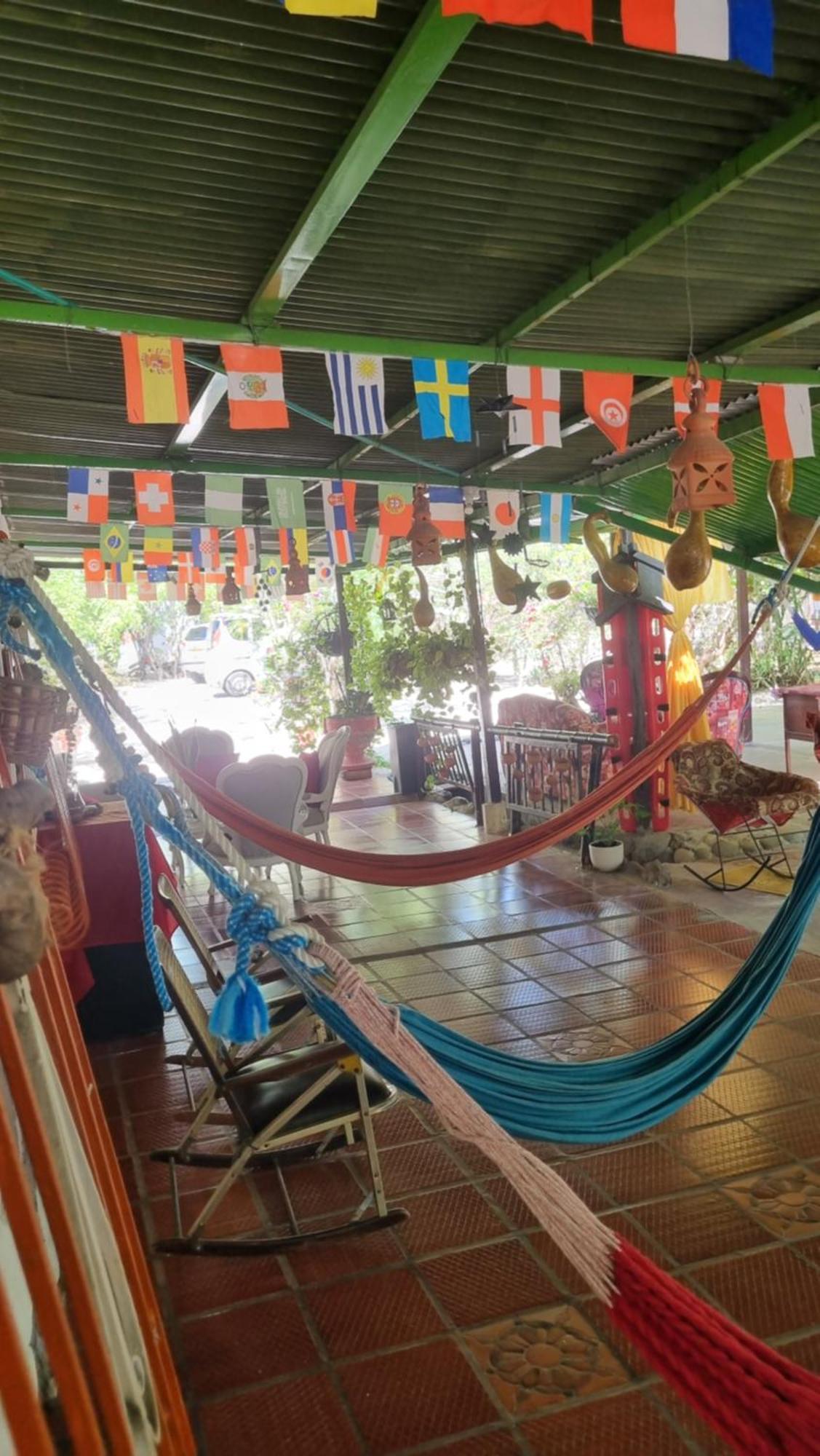 Alojamiento Casa De Campo Los Cactus Villavieja Ngoại thất bức ảnh